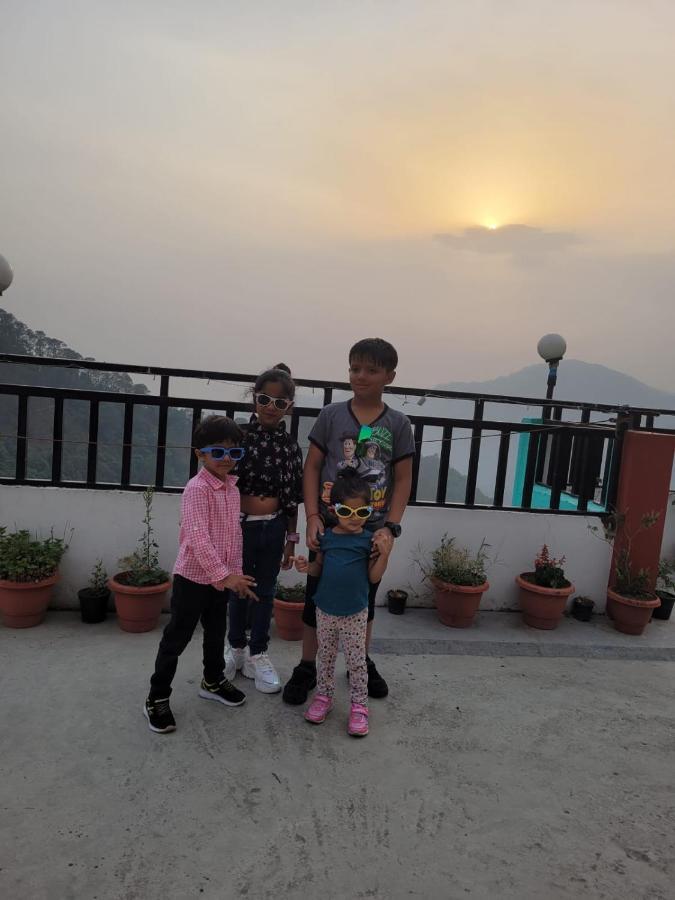 Sh Sunset Resort Nainital Eksteriør billede